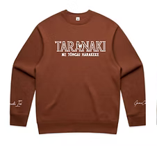 Taranaki Iwi Ngā Pāhuki Crew-Clay